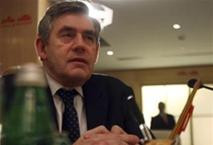 Thủ tướng Gordon Brown xác nhận Anh thực hiện gói hỗ trợ ngân hàng thứ hai. Ảnh: Reuters
