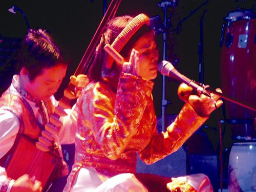 Người Việt Nam hát bài Việt Nam - một tiết mục trong Live Show con đường âm nhạc Nguyễn Cường Người Việt Nam hát bài Việt Nam - một tiết mục trong Live Show con đường âm nhạc Nguyễn Cường