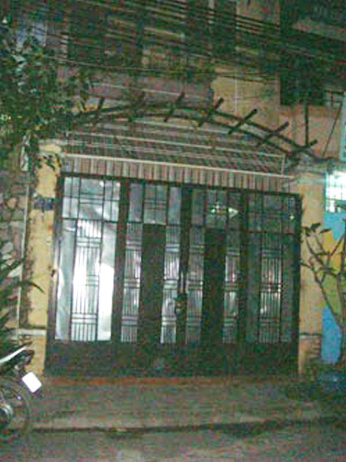 Căn nhà 11/19 Hồ Đắc Di đóng cửa, tắt đèn tối om chiều 11.11 - Ảnh: Lê Nga Căn nhà 11/19 Hồ Đắc Di đóng cửa, tắt đèn tối om chiều 11.11 - Ảnh: Lê Nga