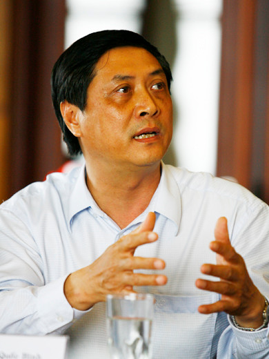 Thầy Nguyễn Quốc Bình – Hiệu trưởng Trường THPT Việt Đức, HN