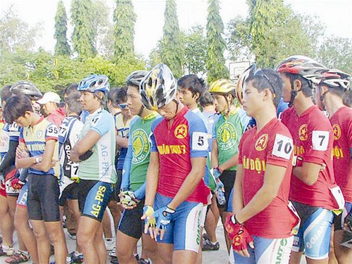 Các cuarơ Việt Nam