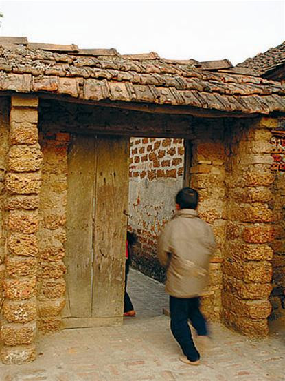 Nhà cổ ở Đường Lâm