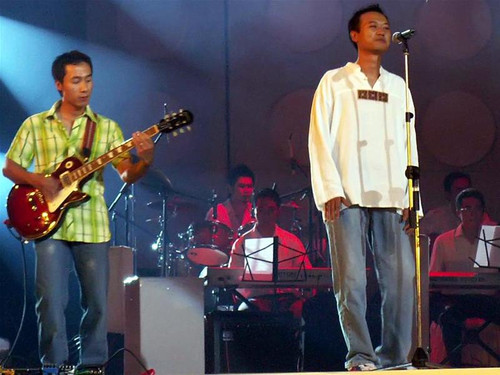 Gạt Tàn Đầy với “Đám cưới chuột”