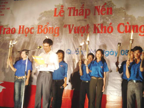 Đồng chí Võ Văn Thưởng phát biểu tại buổi lễ