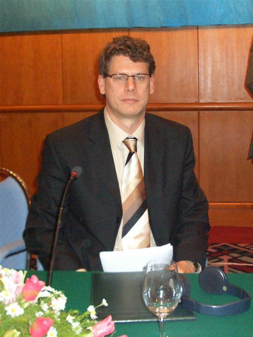 Ông Jonathan Pincus - Chuyên gia kinh tế trưởng UNDP Ông Jonathan Pincus - Chuyên gia kinh tế trưởng UNDP