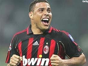 Ronaldo đang được Milan chăm sóc đặc biệt. Ảnh: Getty Images Ronaldo đang được Milan chăm sóc đặc biệt. Ảnh: Getty Images