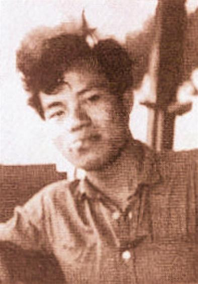 Nhà thơ Trần Quang Long năm 1968 Nhà thơ Trần Quang Long năm 1968