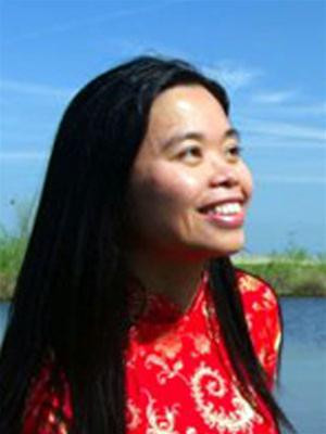 Nhà thơ Nguyễn Phan Quế Mai Nhà thơ Nguyễn Phan Quế Mai