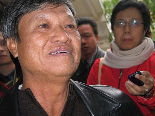 “Vì tôi không thích trả lời, được chưa?” - HLV Lê Thụy Hải trả lời báo chí