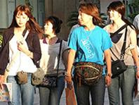 Khách du lịch Nhật Bản ở Ðà Nẵng