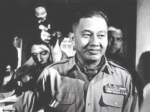 Dương Văn Minh - Tổng thống cuối cùng của chế độ ngụy quyền Sài Gòn Dương Văn Minh - Tổng thống cuối cùng của chế độ ngụy quyền Sài Gòn