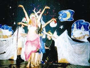 Sân khấu ca nhạc vẫn sôi động với nhiều ca khúc “nhái”