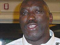 Simon Bikindi là người sáng lập ra một công ty biểu diễn balê ở Rwanda