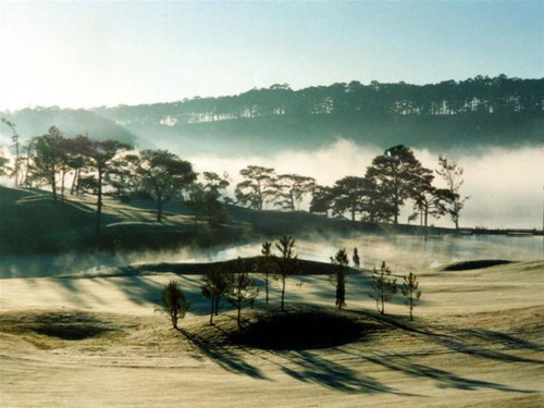 Đà Lạt sương mù Ảnh: Bá Trung