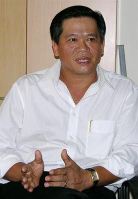 Lê Kiên Thành, con trai của cố Tổng Bí thư Lê Duẩn. Ảnh: Vietnamnet Lê Kiên Thành, con trai của cố Tổng Bí thư Lê Duẩn. Ảnh: Vietnamnet