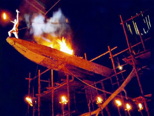 Màn Đáo xuân hàng năm thu hút hàng nghìn người xem Ảnh: A.D.C