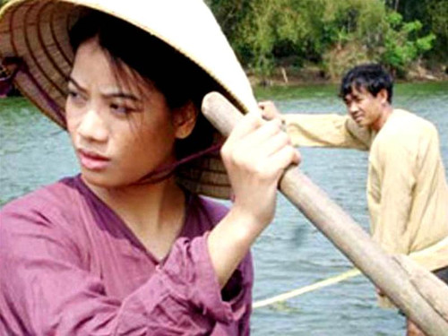 “Áo lụa Hà Đông” do hãng phim tư nhân sản xuất giành được một trong các giải thưởng LHP quốc tế trong năm “Áo lụa Hà Đông” do hãng phim tư nhân sản xuất giành được một trong các giải thưởng LHP quốc tế trong năm