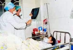 22 trong tổng số 30 người ở Việt Nam nhiễm virus cúm gia cầm H5N1 tử vong tính đến 5/1/2005.