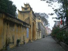 Hoàng thành cổ kính trong những ngày đầu Xuân Ất Dậu. Ảnh : TPO