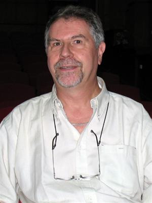 Đạo diễn người Bỉ - Thierry Michel. Ảnh: H.T Đạo diễn người Bỉ - Thierry Michel. Ảnh: H.T