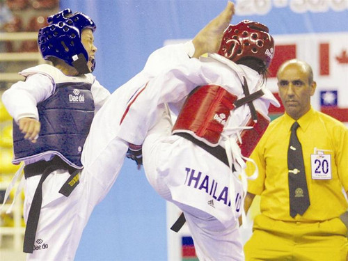Ngọc Trúc (trái) sẽ là người “mở hàng” cho taekwondo Việt Nam tại Olympic 2008 Ảnh: Tường Thế