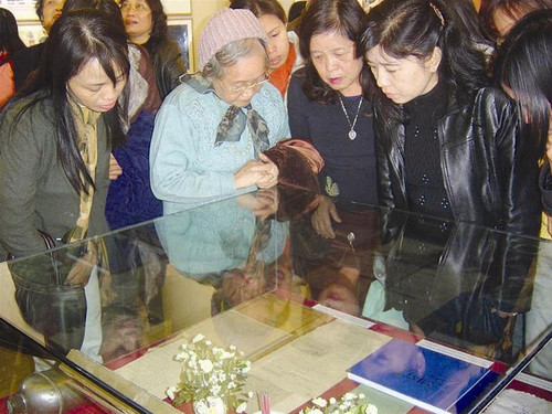 “Góc” của liệt sĩ Đặng Thùy Trâm tại triển lãm Ảnh: Đoàn Loan