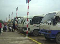 Loại bỏ xe hết niên hạn có ảnh hưởng đến sự đi lại của người dân? Ảnh: SGGP