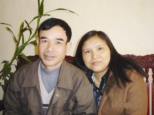 Vợ chồng thương binh Nguyễn Văn Hà – Đinh Thị Vui năm 2007