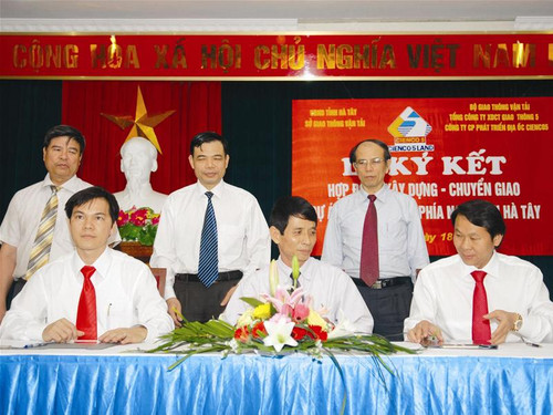 Lễ ký hợp đồng BT chiều 18/4