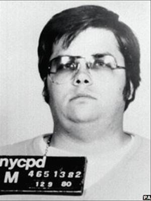 Kẻ sát hại John Lennon là Mark Chapman đã lần thứ 5 bị tòa án New York từ chối phóng thích