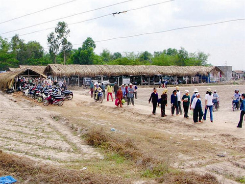 Khu vườn nhìn từ xa