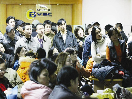 Số lượng các nhà đầu tư chứng khoán đang tăng theo cấp số nhân Số lượng các nhà đầu tư chứng khoán đang tăng theo cấp số nhân