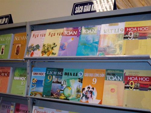 Giá SGK hiện nay được xây dựng trên những căn cứ không hợp lý