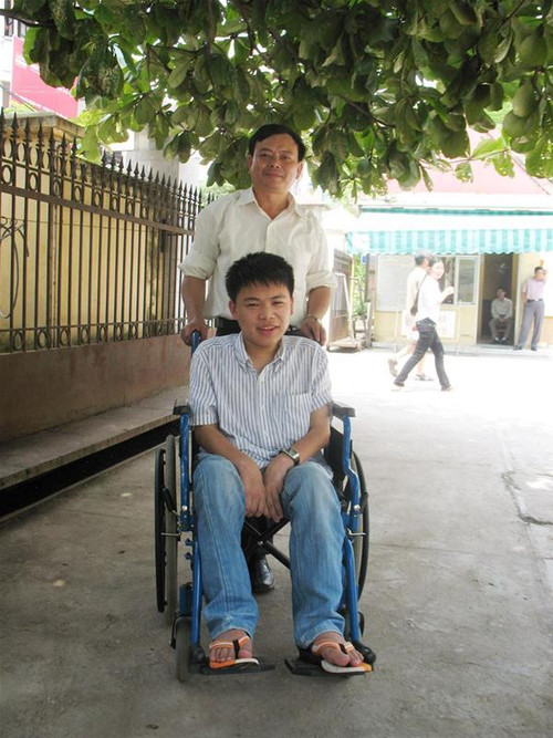 Viên Hòa Chiến và bố