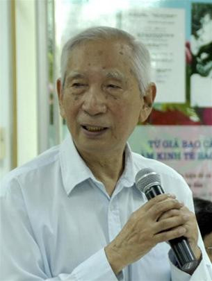 Nhà nghiên cứu Nguyễn Đình Đầu. Ảnh: Tuổi trẻ