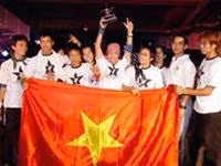 Nhóm nhảy Big Toe tại Thái Lan năm 2005