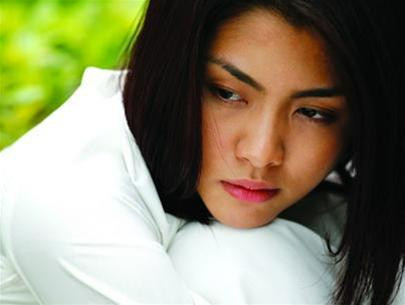 Tăng Thanh Hà trong phim "Bỗng dưng muốn khóc".