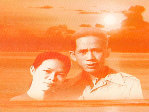 Vợ chồng Cố Tổng Bí thư Lê Duẩn (Rừng U Minh, năm 1950) Vợ chồng Cố Tổng Bí thư Lê Duẩn (Rừng U Minh, năm 1950)