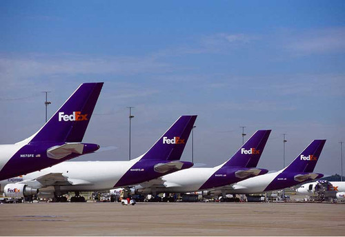 Hãng bay Fedex chuyên vận chuyển hàng hoá. Hãng bay Fedex chuyên vận chuyển hàng hoá.