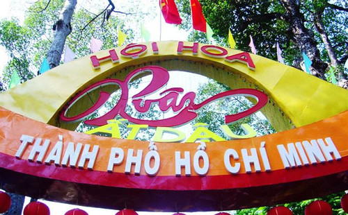 Cổng chào tại Hội Hoa Xuân