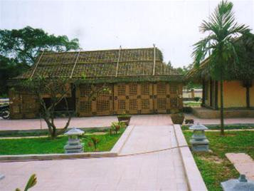 Ngôi nhà của cố Tổng Bí thư Hà Huy Tập năm xưa Ngôi nhà của cố Tổng Bí thư Hà Huy Tập năm xưa