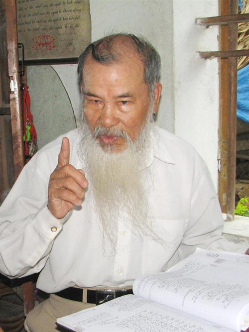 Thầy giáo Lê Vạn Phiên nhớ về những ngày tháng không thể nào quên kể chuyện với P.V