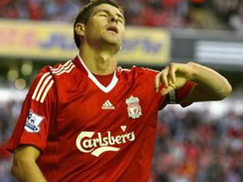 Gerrard tái phát chấn thương