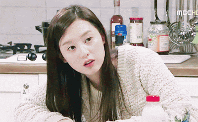 Những năm đầu bước chân vào giới giải trí của Kim Ji Won. Những năm đầu bước chân vào giới giải trí của Kim Ji Won.