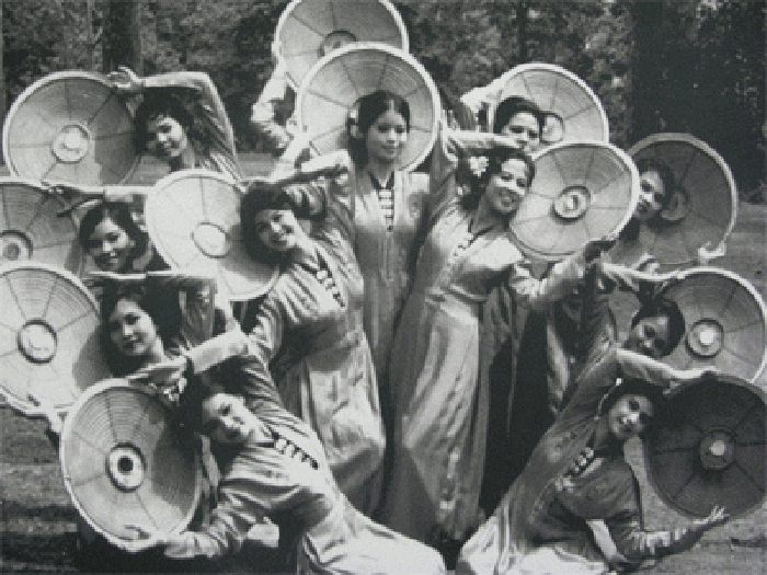 Đội Xòe Đèo Văn Long. Ảnh Bảo tàng Lai Châu