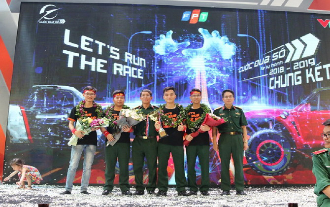 Đội Học viện Kỹ thuật Quân sự lần thứ hai vô địch Cuộc đua số