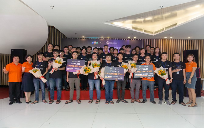 Lập trình viên miền Trung so tài tại Da Nang Code War 2019