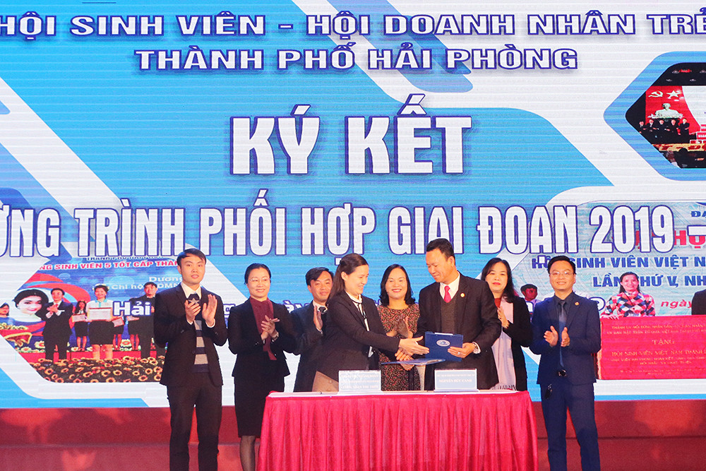 Gần 100 Sinh viên Hải Phòng được vinh danh là Sinh viên 5 tốt