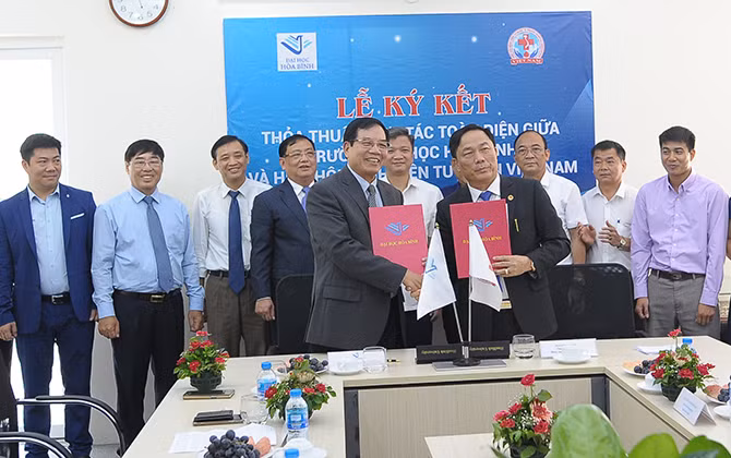 Trường Đại học Hoà Bình gắn đào tạo với nhu cầu xã hội
