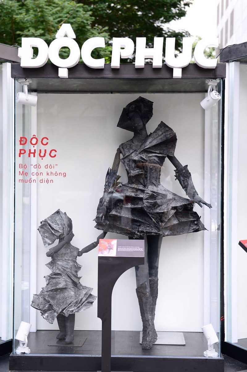 Xuất hiện bộ sưu tập lạ, lấy cảm hứng từ bụi ô nhiễm